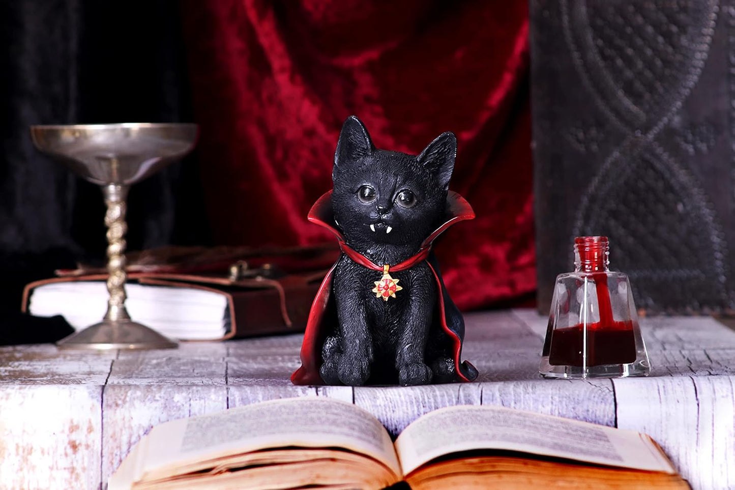 Nemesis Now Count Catula 15.5cm, Synthetic Resin, Black