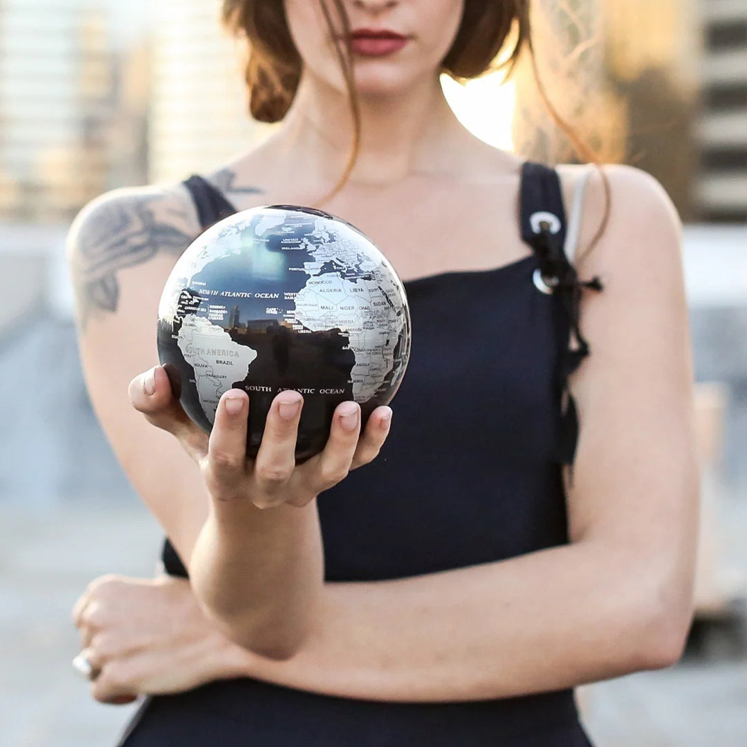 4.5" Mova Globe Modern Metallic (Silver/Black)