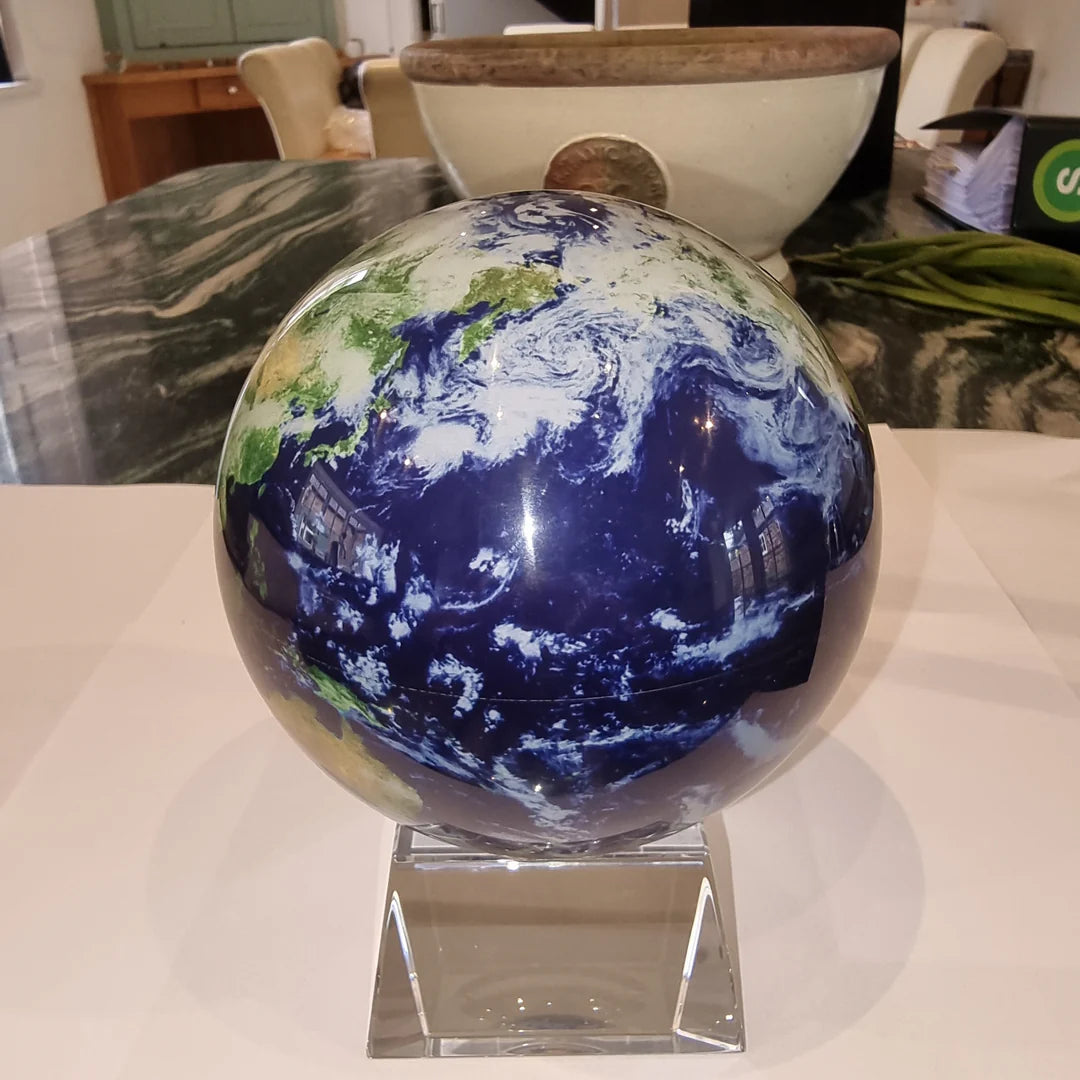 Mova Globe 4.5" Clear Crystal Stand