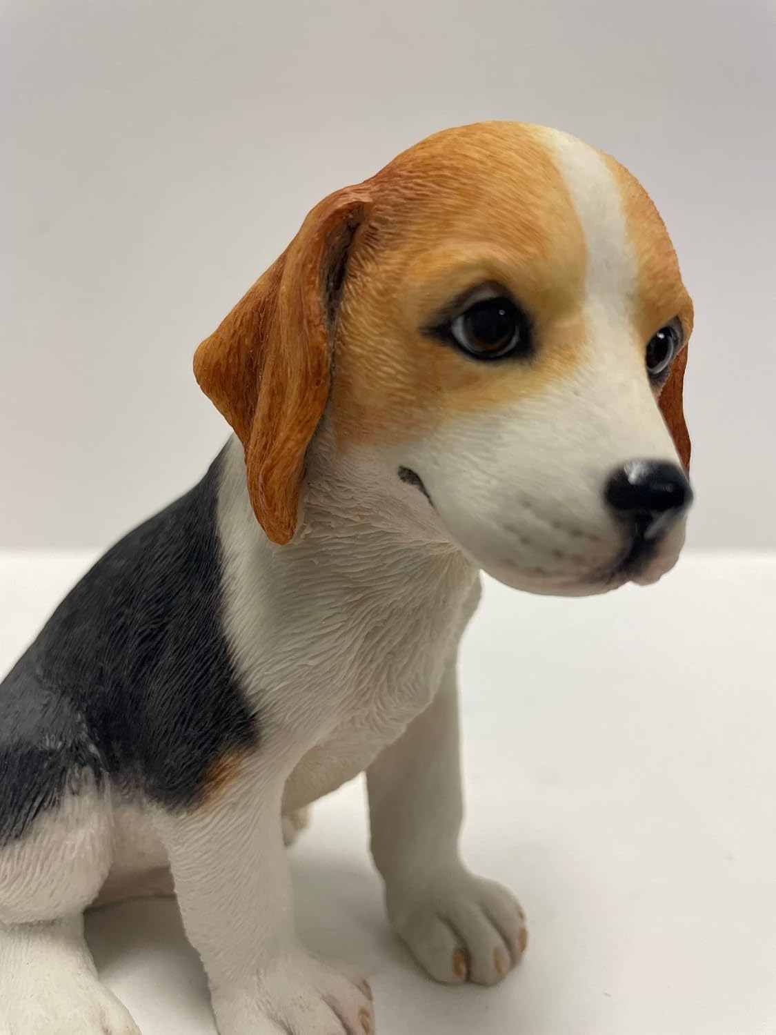 4.25 Inch Beagle Puppy Sitting Decorative Figurine, Brown and White
