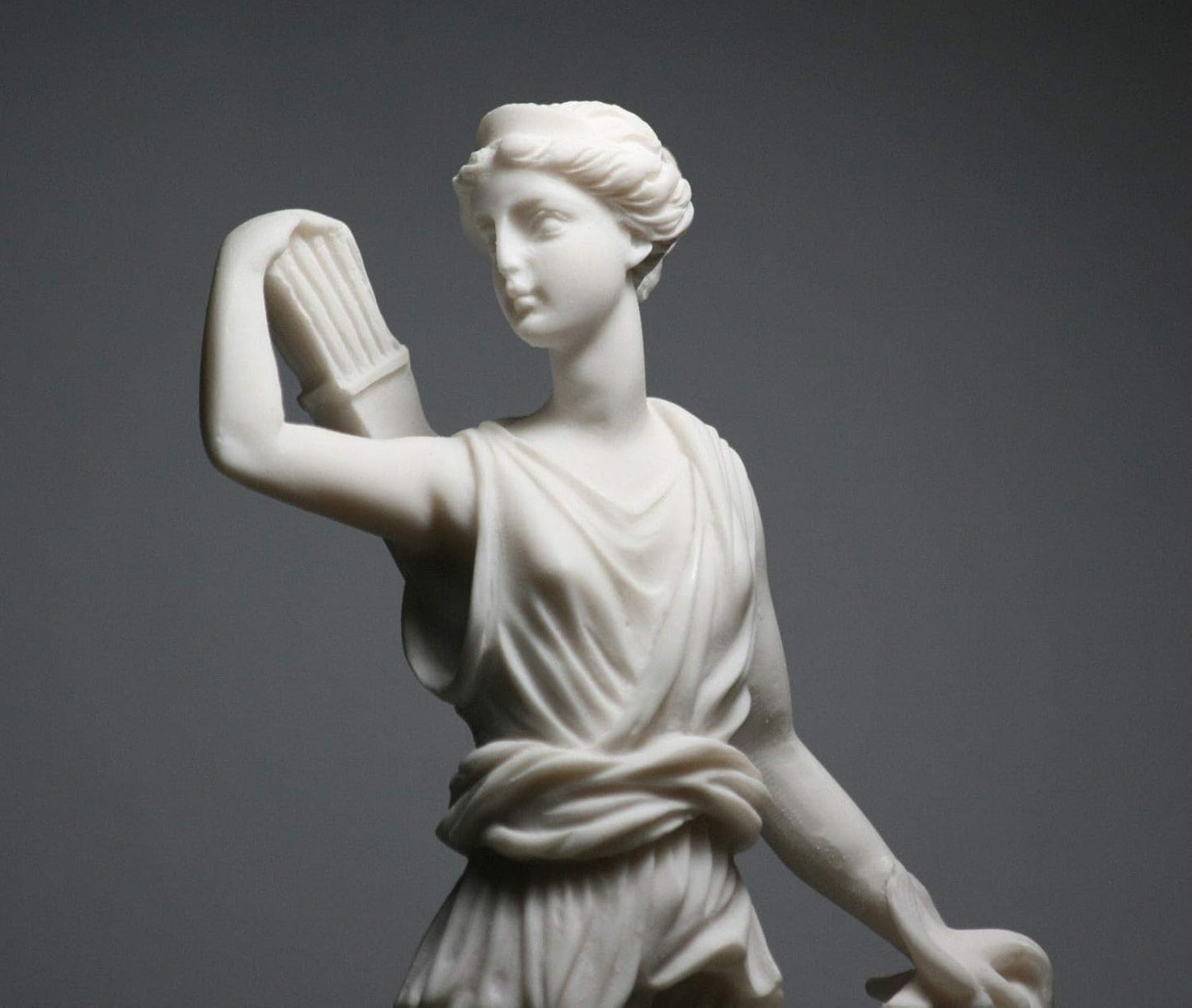 Diana of Versailles Greek Goddess Artemis Cast Marble Sculpture Louvre Museum 9.84΄΄
