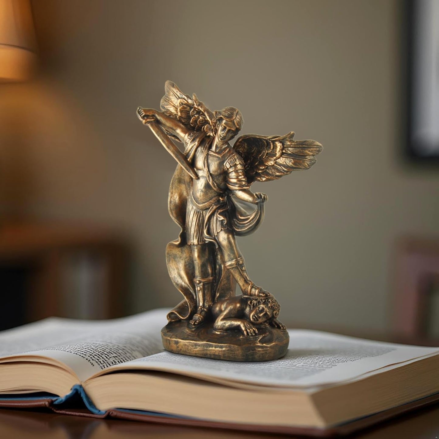 19 cm Bronze St Michael the Archangel Statue – Antique-Effect Resin San Miguel Figurine, Archangel Michael Defeating Satan, Collectable Religious Ornament for Home Decor