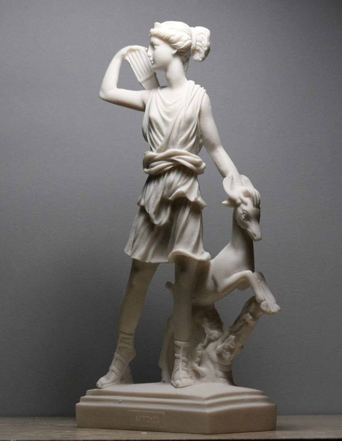 Diana of Versailles Greek Goddess Artemis Cast Marble Sculpture Louvre Museum 9.84΄΄